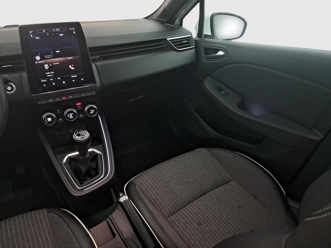 2021 Renault CLIO - 18