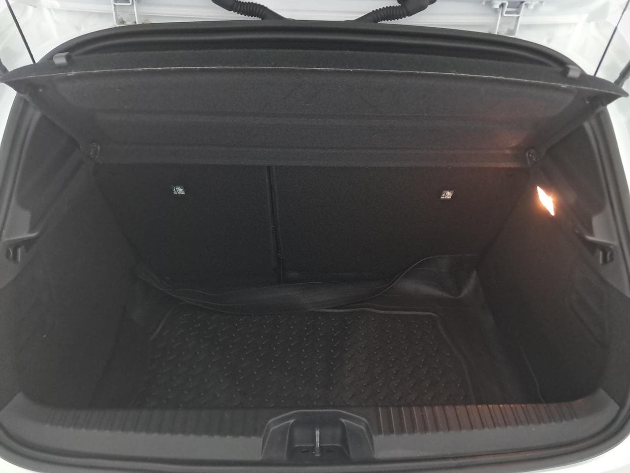 2021 Renault CLIO - 32