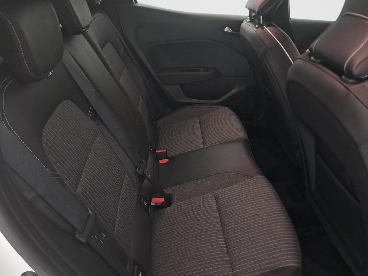 2021 Renault CLIO - 22