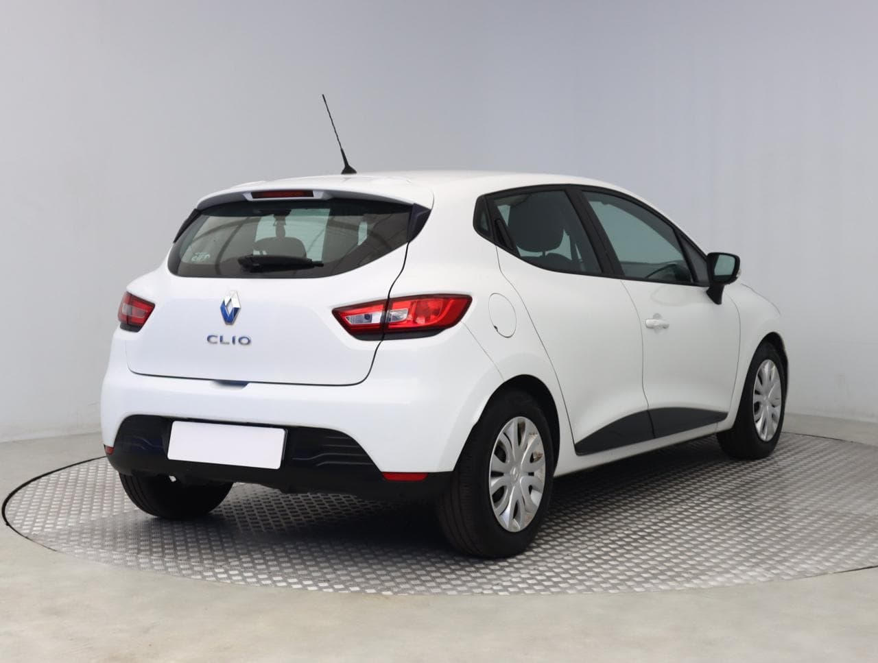 2015 Renault CLIO - 7