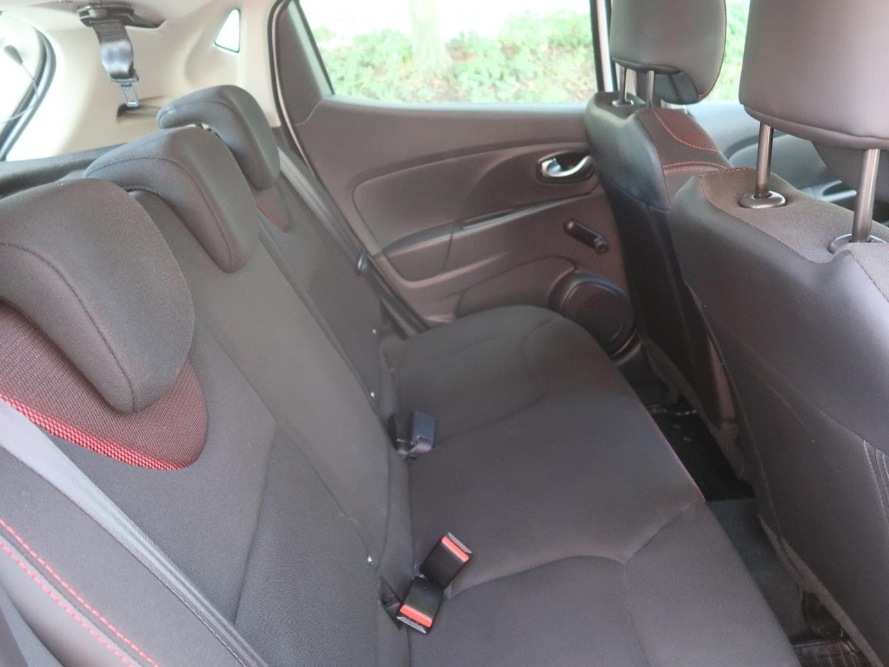 2015 Renault CLIO - 13