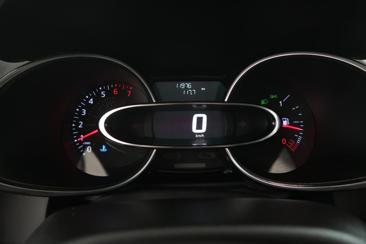 2020 Renault CLIO - 17
