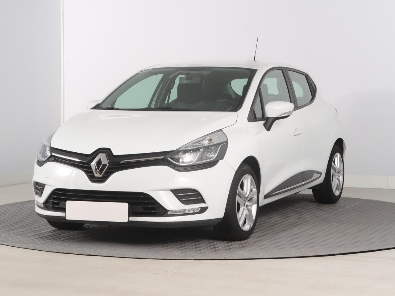 2020 Renault CLIO - 3