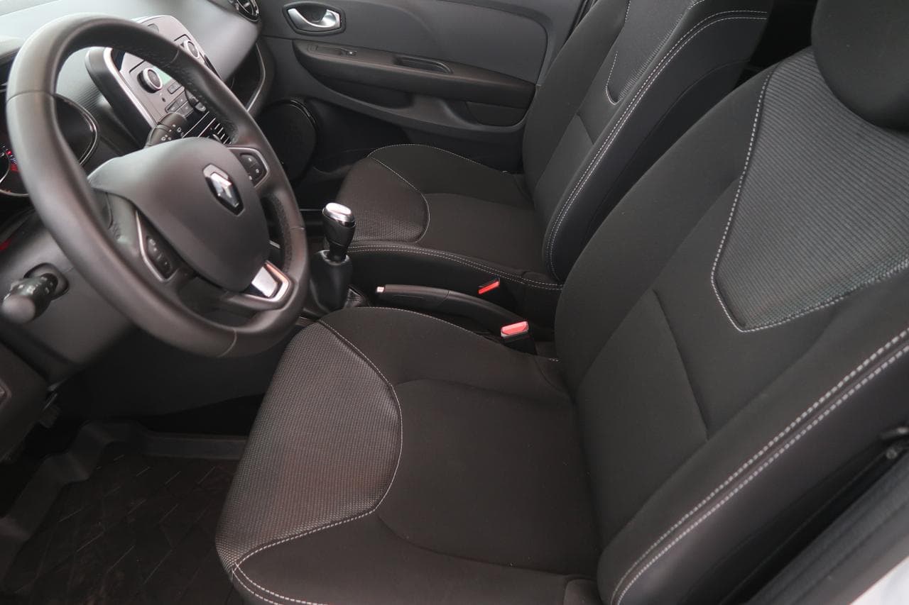 2020 Renault CLIO - 16