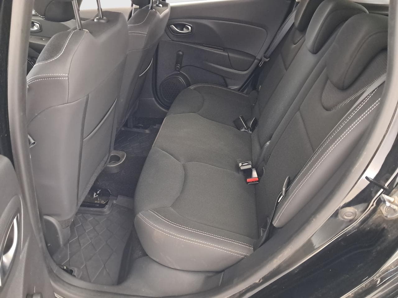 2019 Renault CLIO - 15