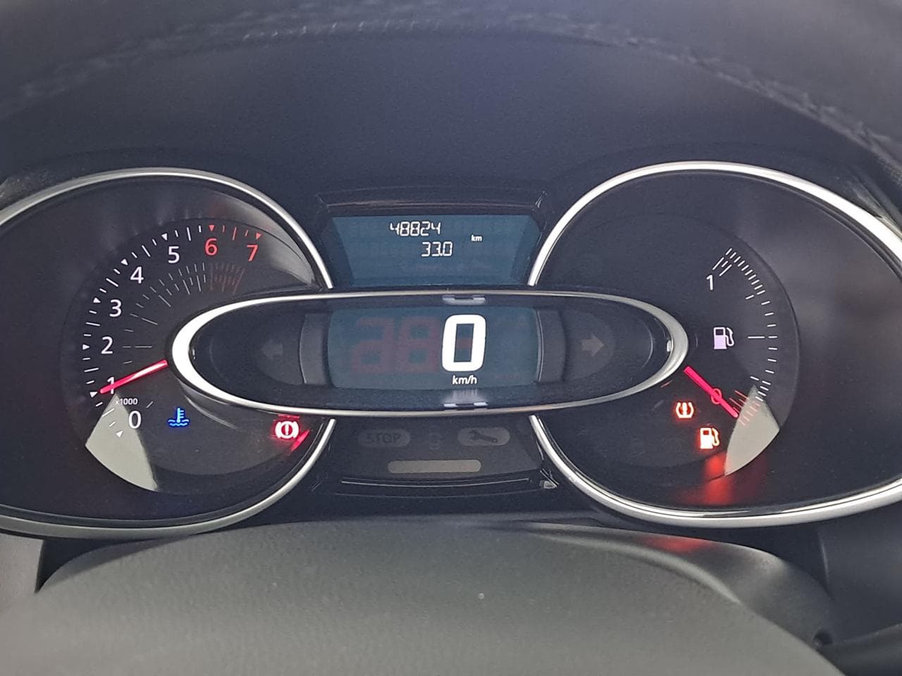 2019 Renault CLIO - 17