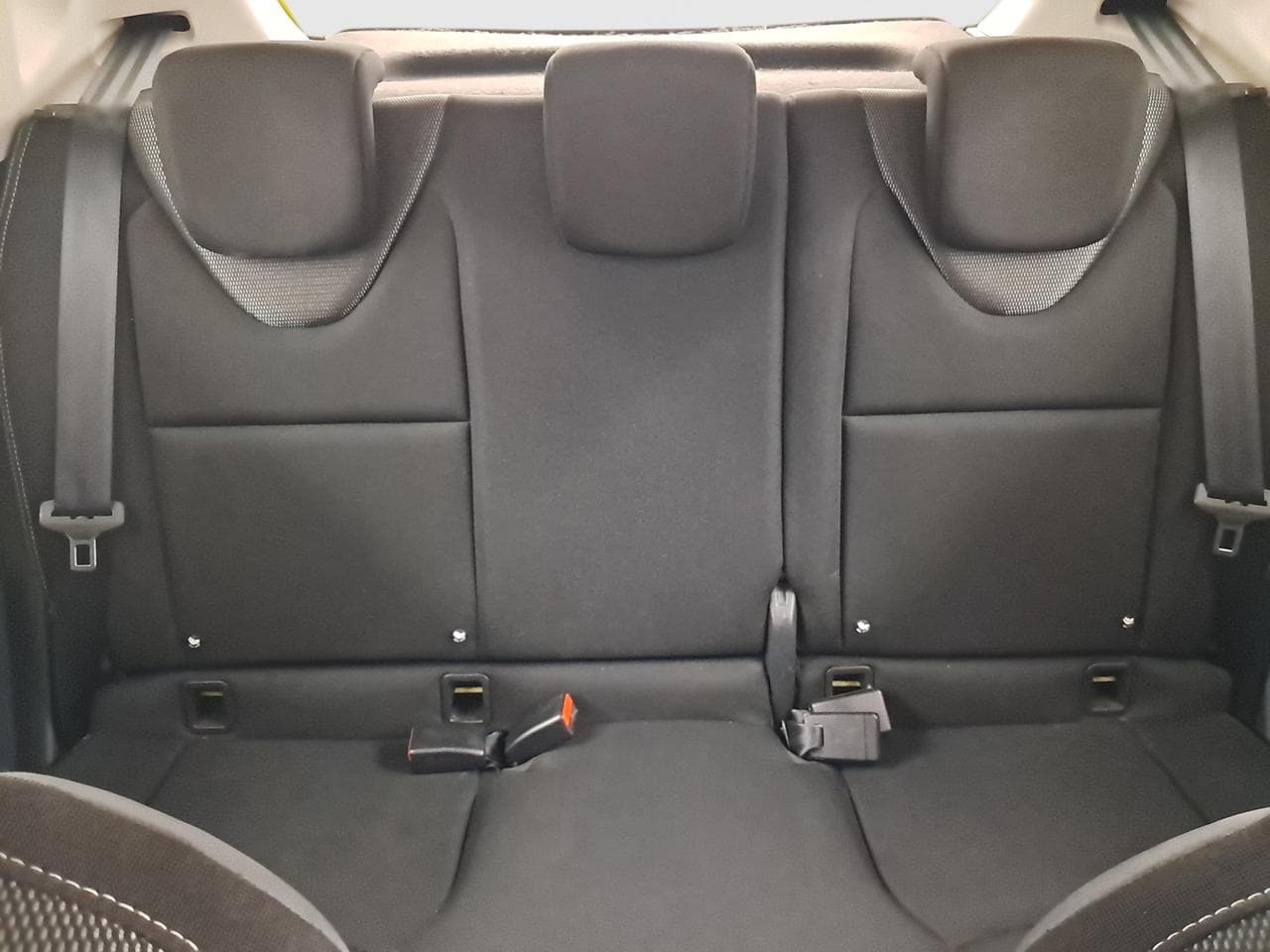 2014 Renault CLIO - 14