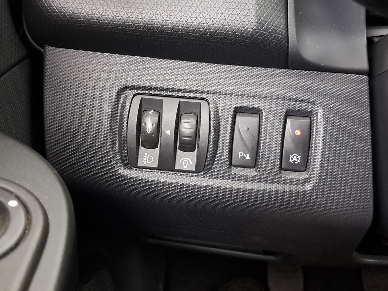 2014 Renault CLIO - 20