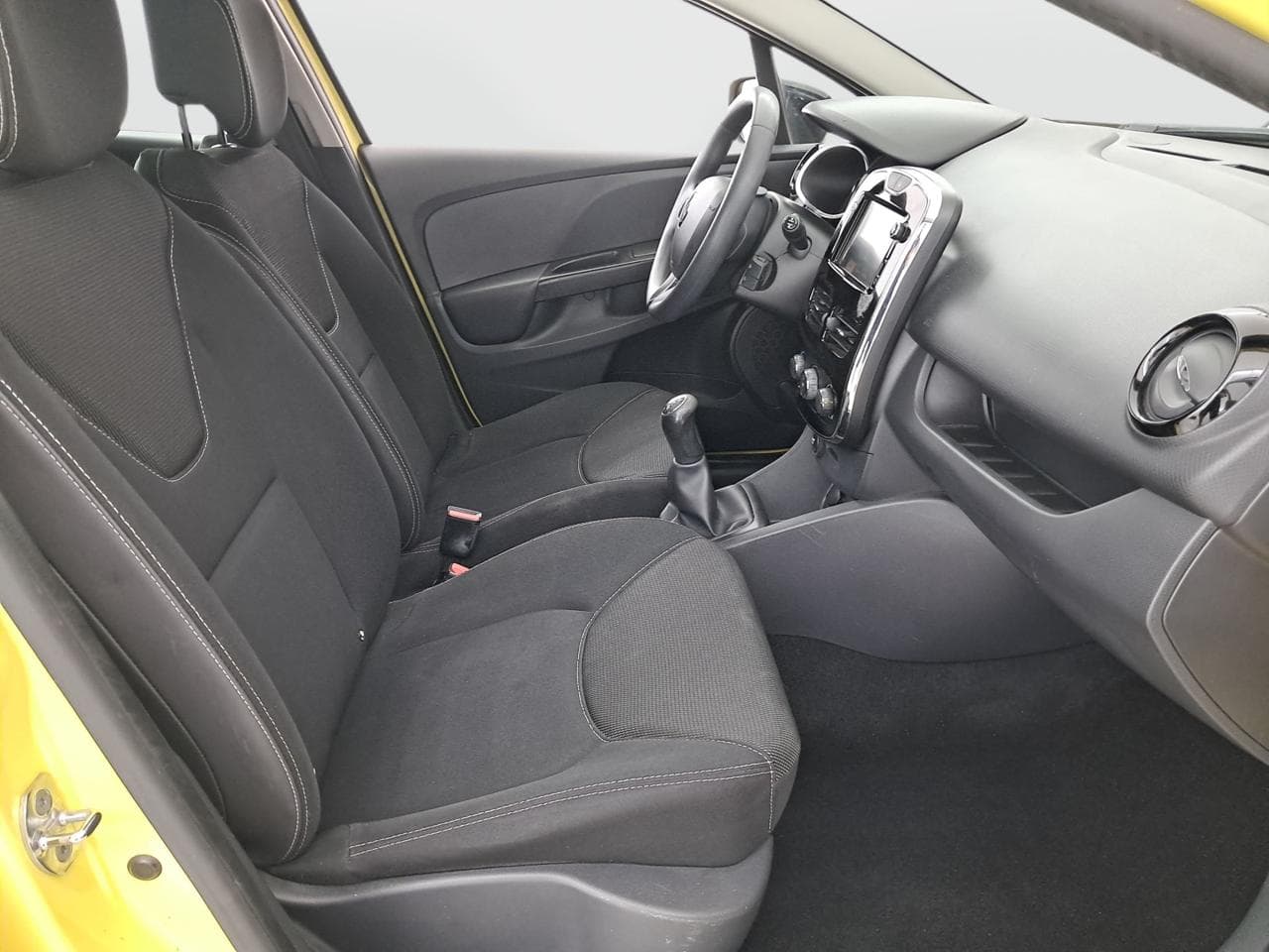 2014 Renault CLIO - 12