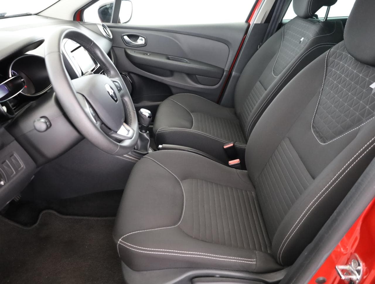 2018 Renault CLIO - 13