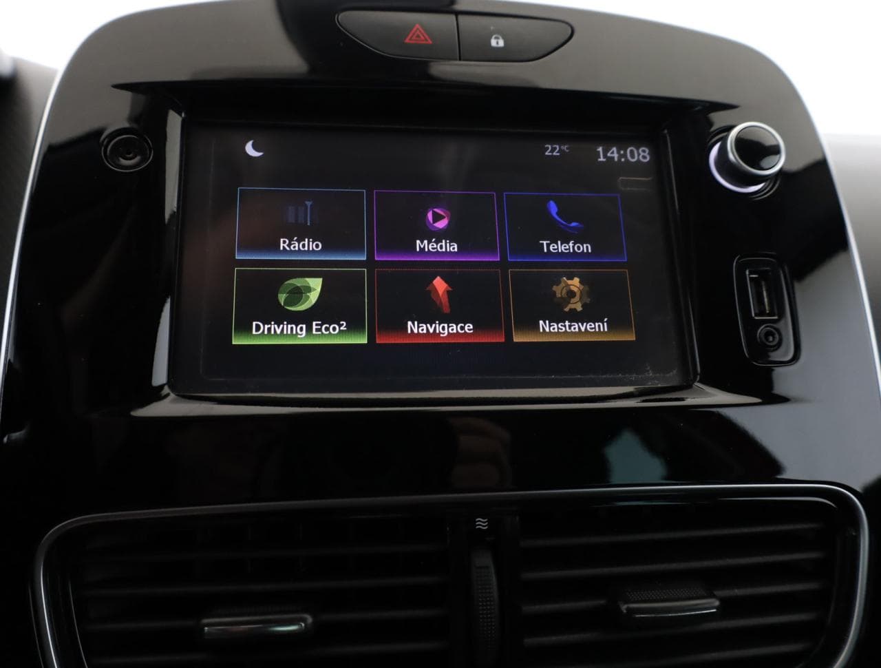 2018 Renault CLIO - 19