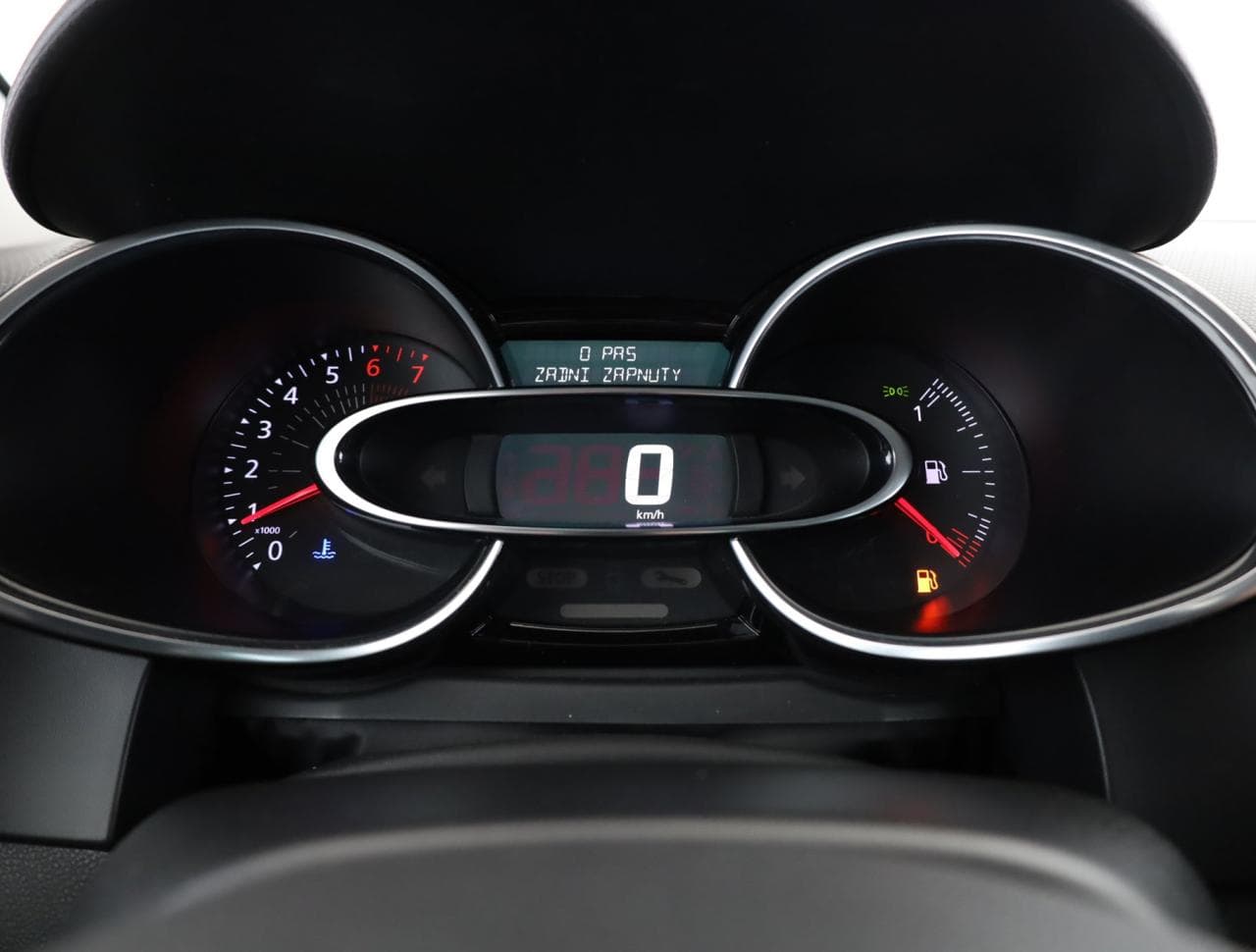 2018 Renault CLIO - 15