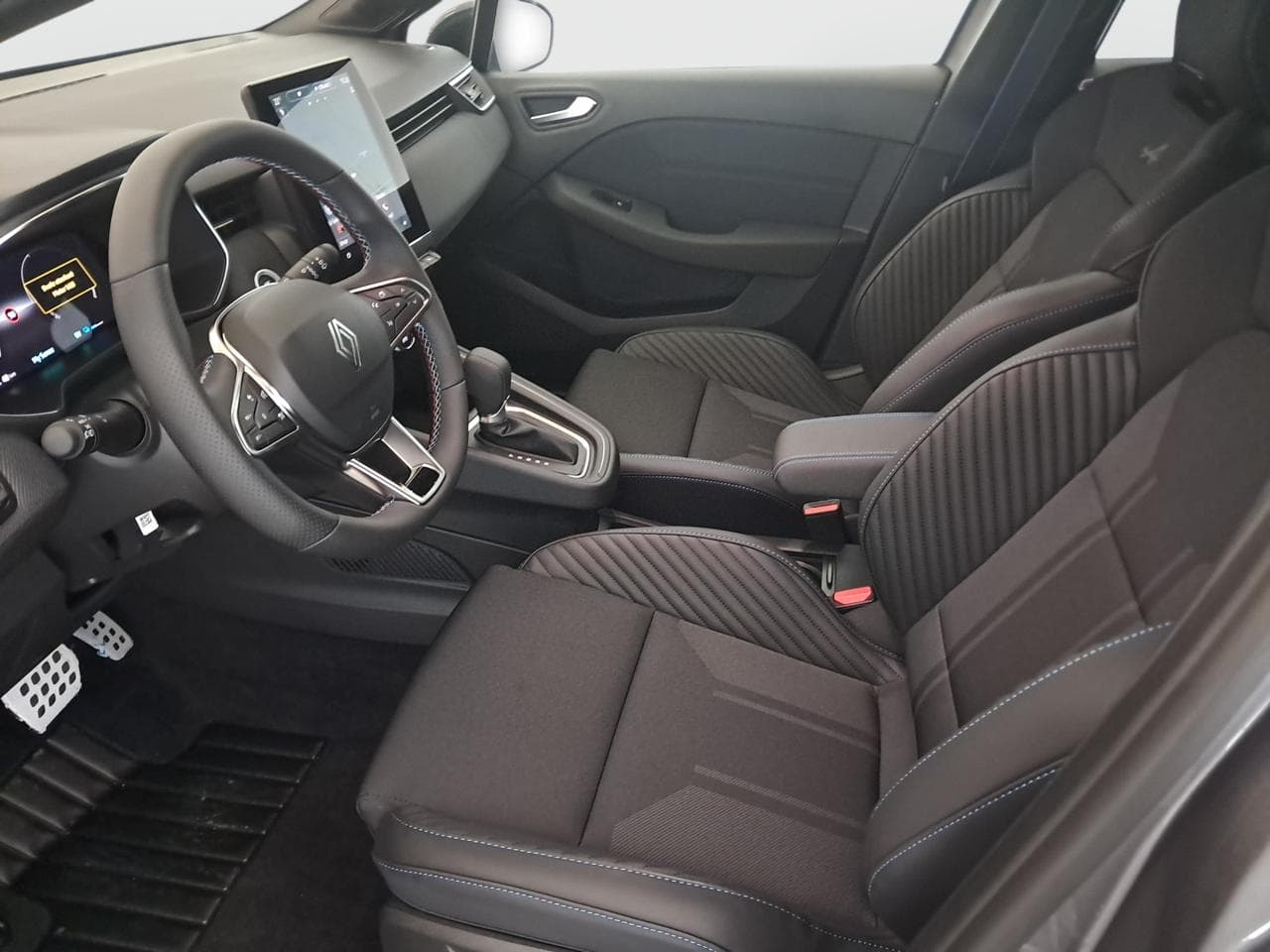 2026 Renault CLIO - 16