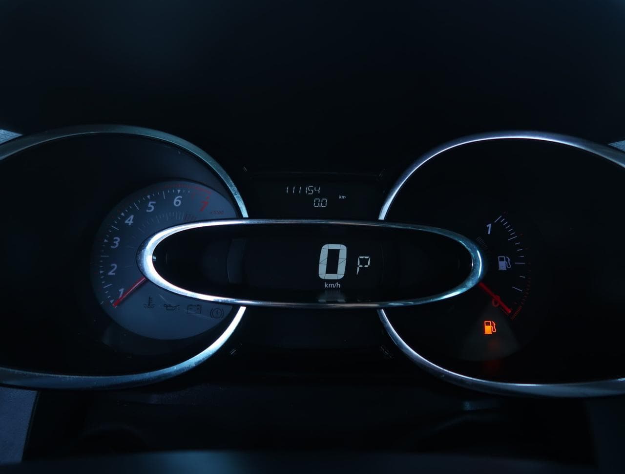 2014 Renault CLIO - 17
