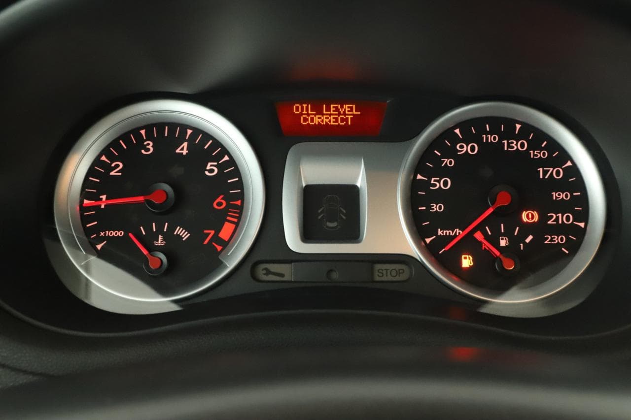 2012 Renault Clio - 14