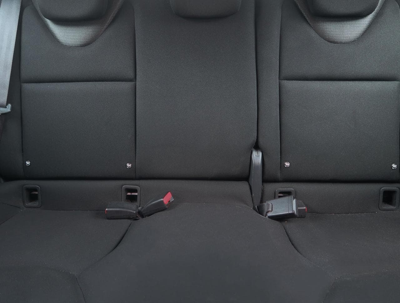 2013 Renault Clio - 14