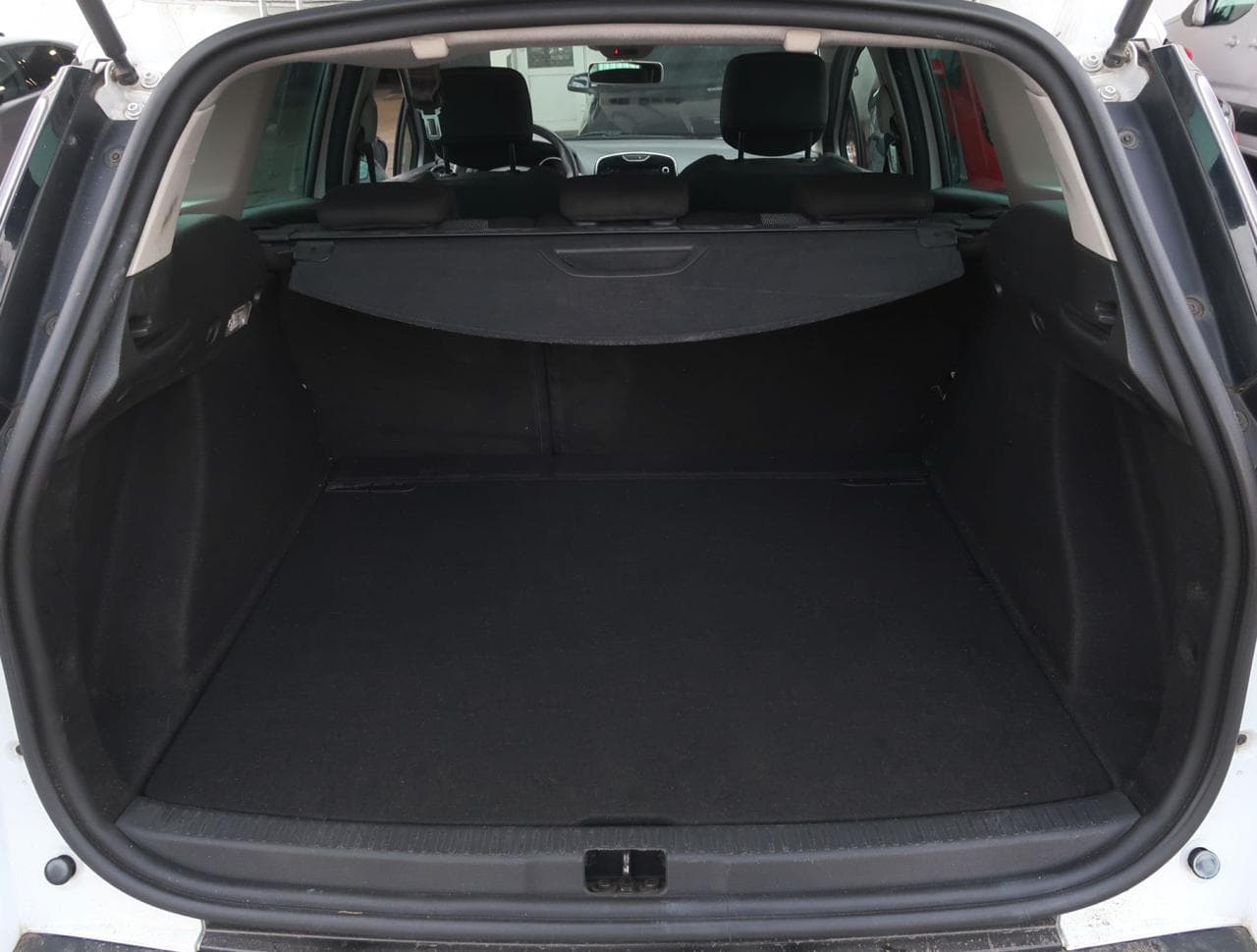 2013 Renault Clio - 19