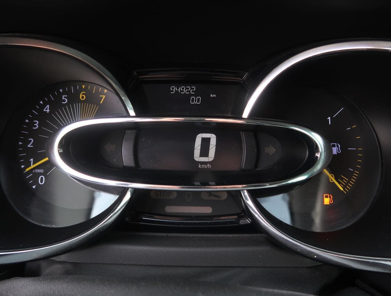 2013 Renault Clio - 17