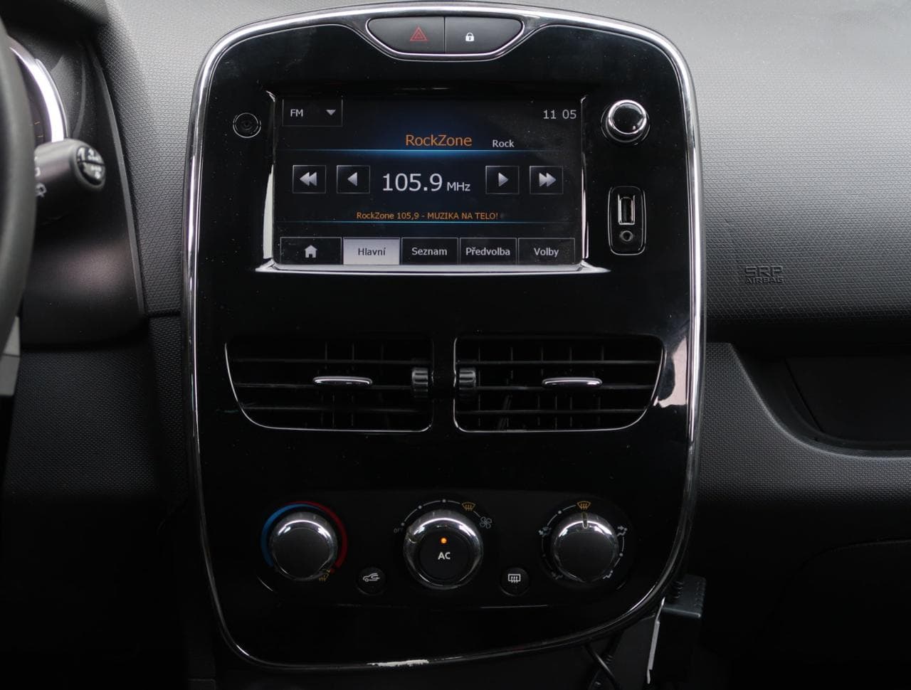 2013 Renault Clio - 18