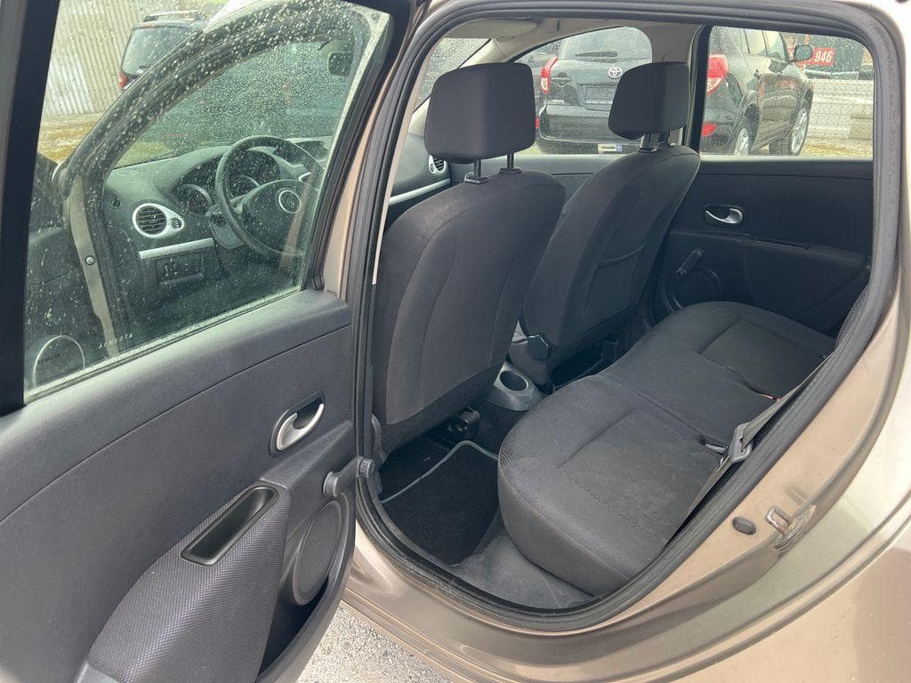 2008 Renault CLIO - 13
