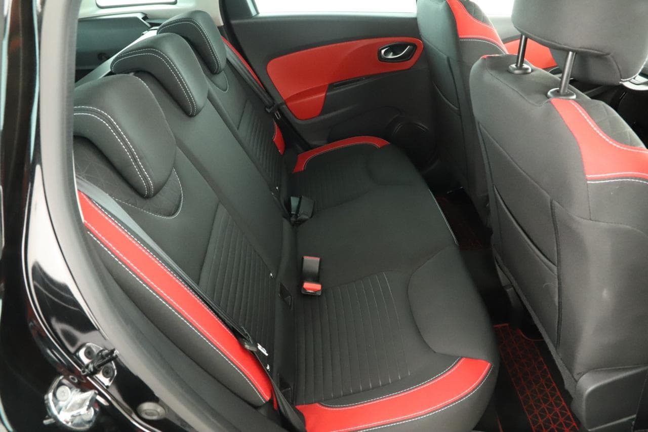 2016 Renault Clio - 11