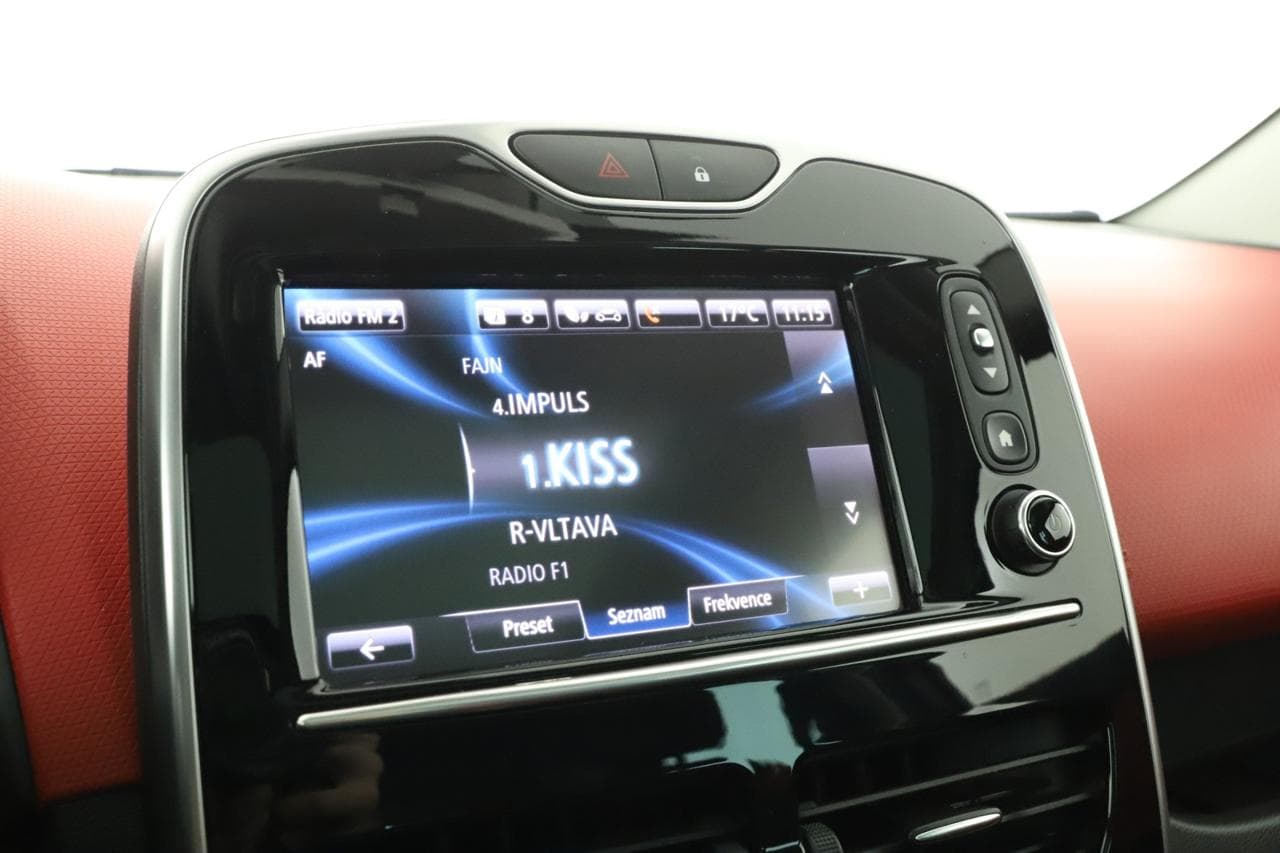 2016 Renault Clio - 18