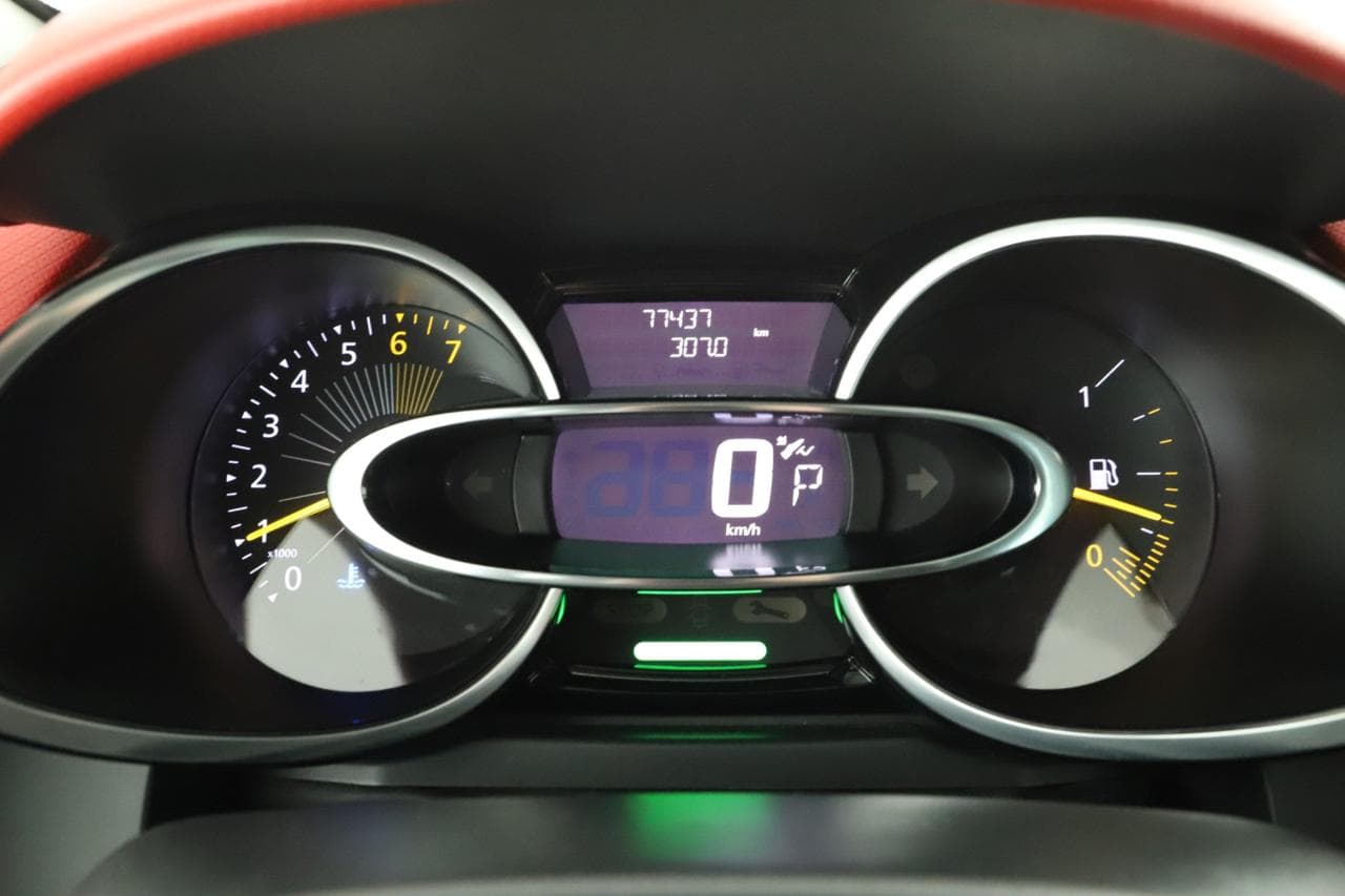 2016 Renault Clio - 15