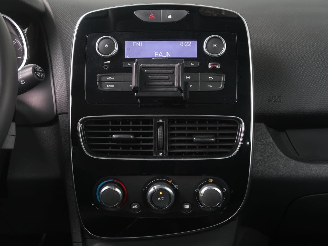 2018 Renault CLIO - 30
