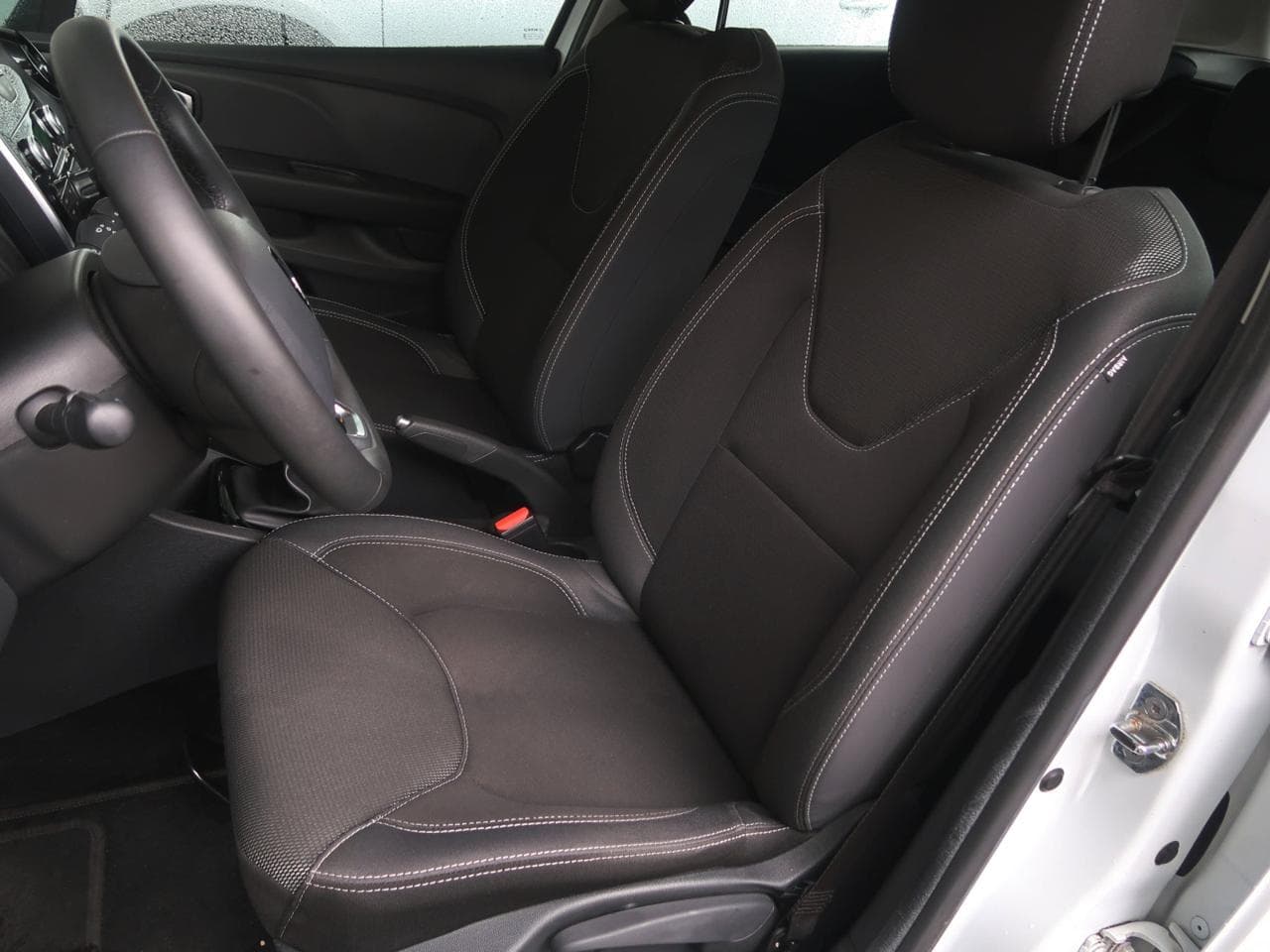 2018 Renault CLIO - 27