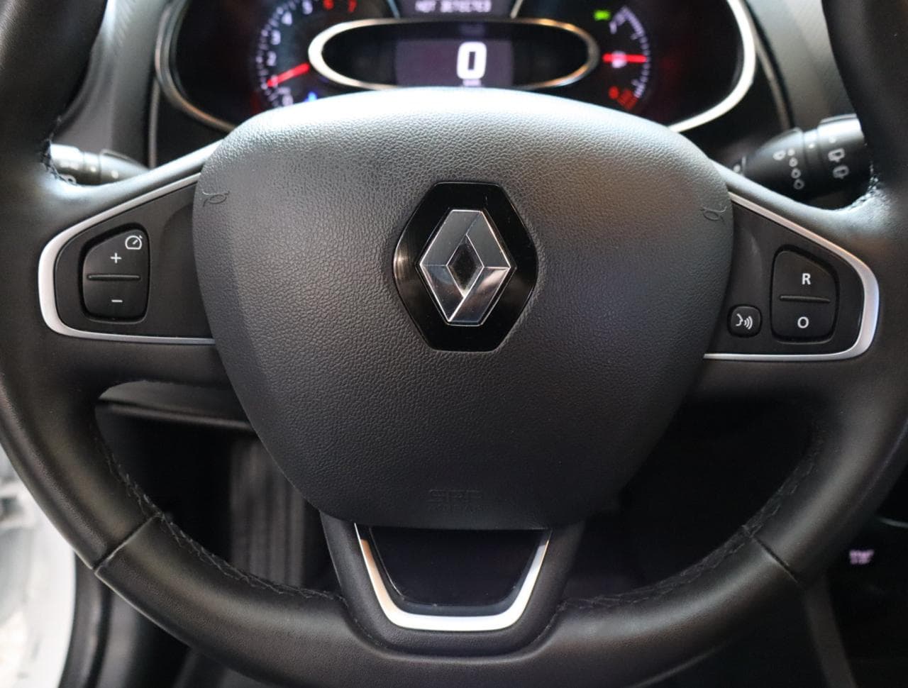 2018 Renault CLIO - 18