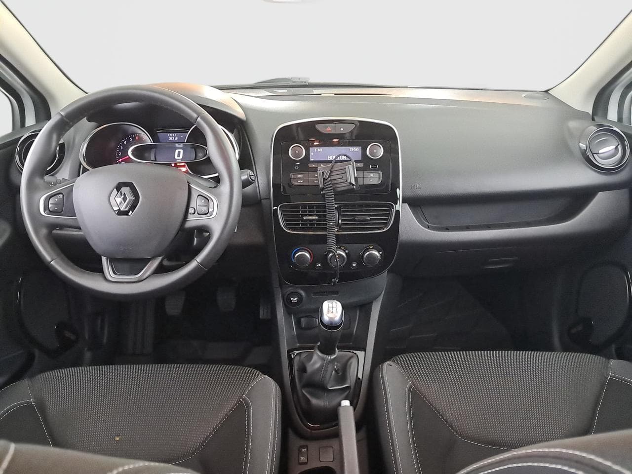2019 Renault CLIO - 10