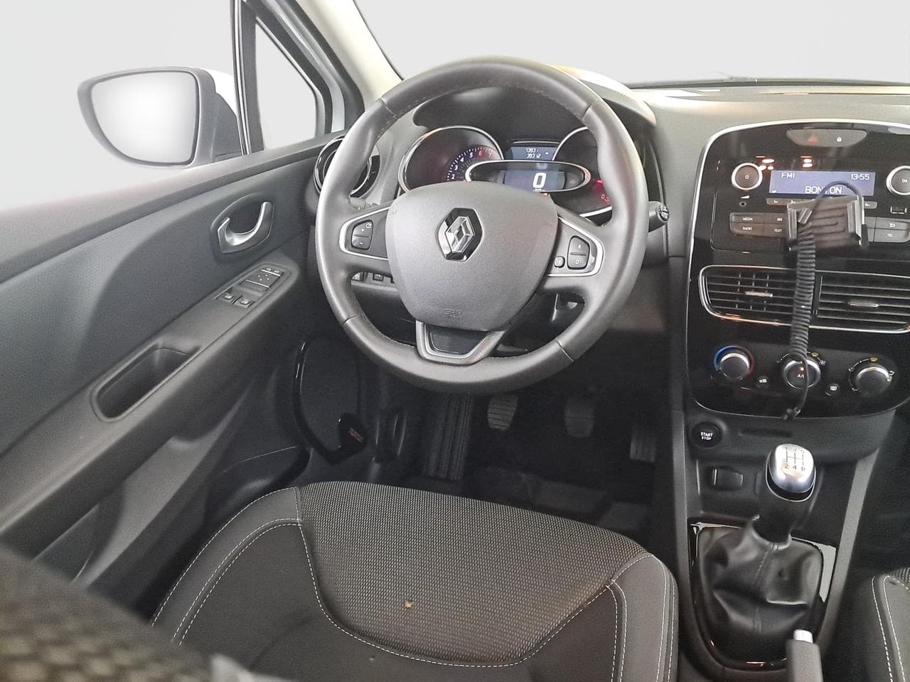 2019 Renault CLIO - 9