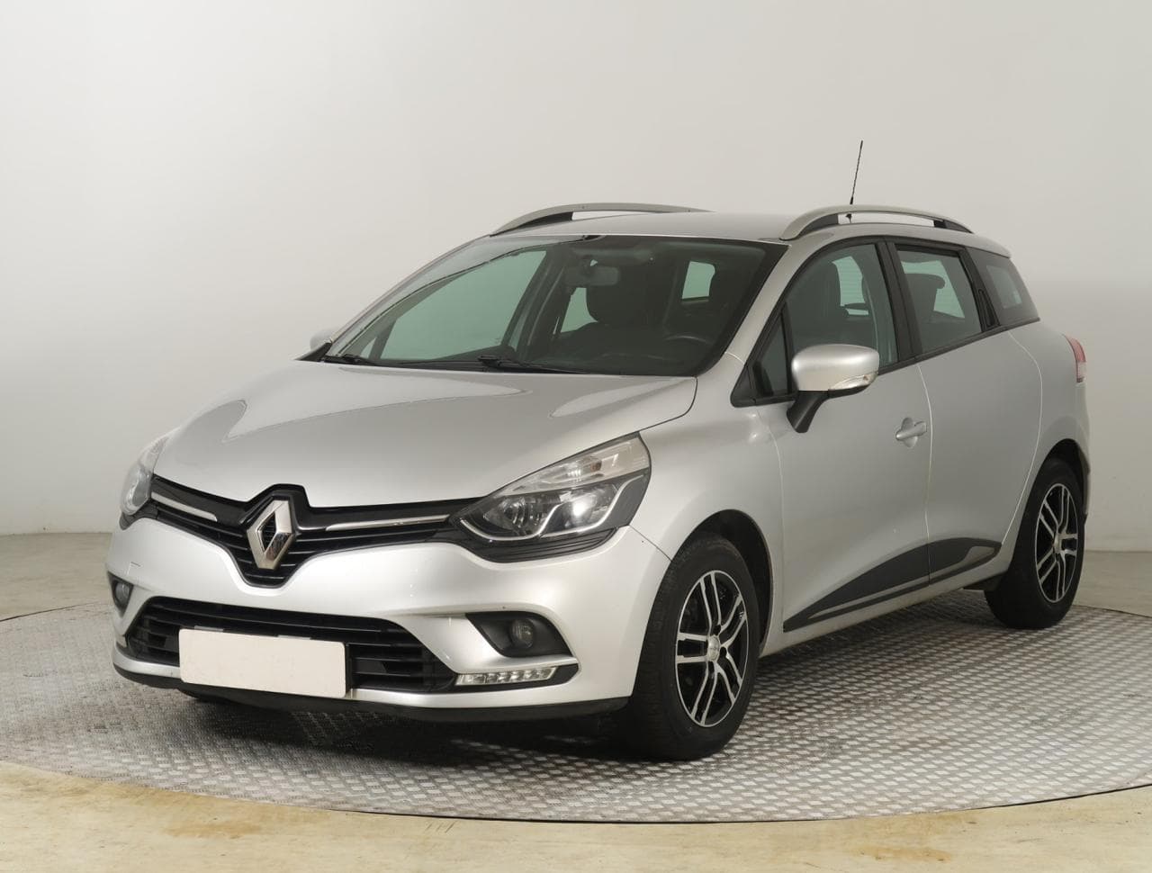 2018 Renault CLIO - 4