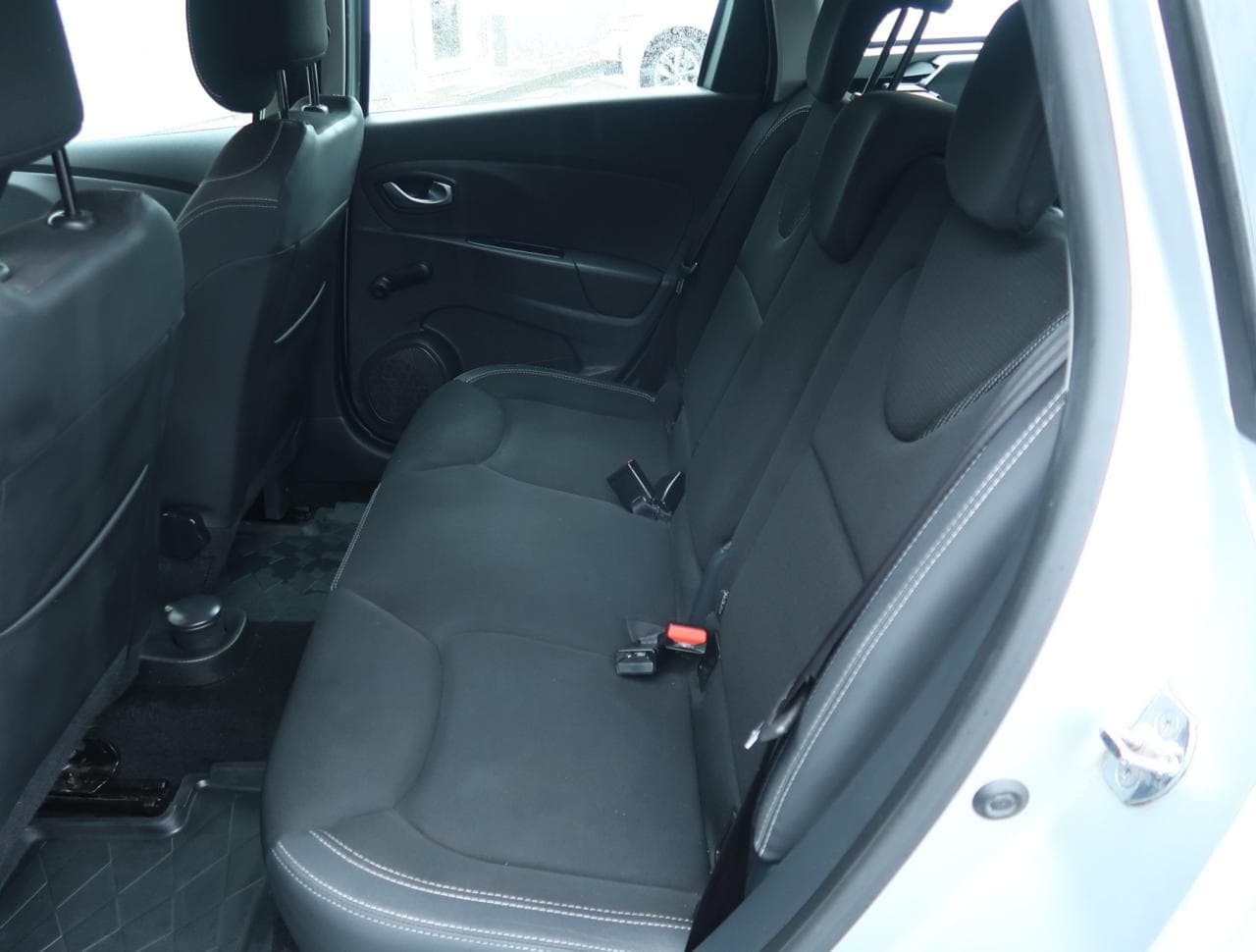 2018 Renault CLIO - 27