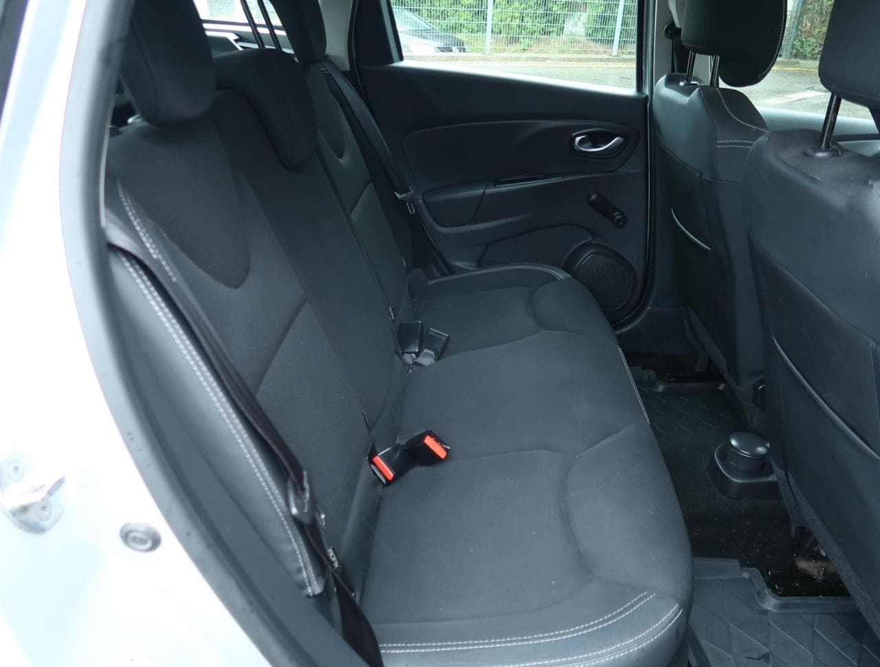 2018 Renault CLIO - 23