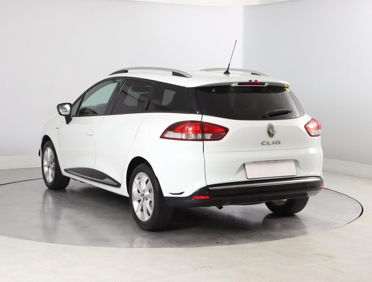 2017 Renault CLIO - 9