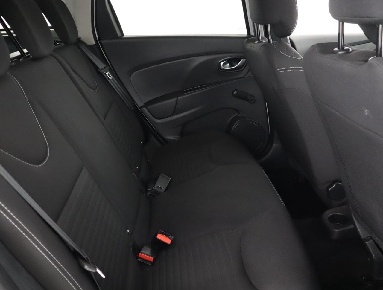 2017 Renault CLIO - 25