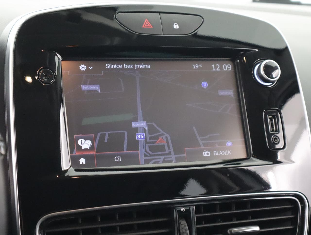 2017 Renault CLIO - 35