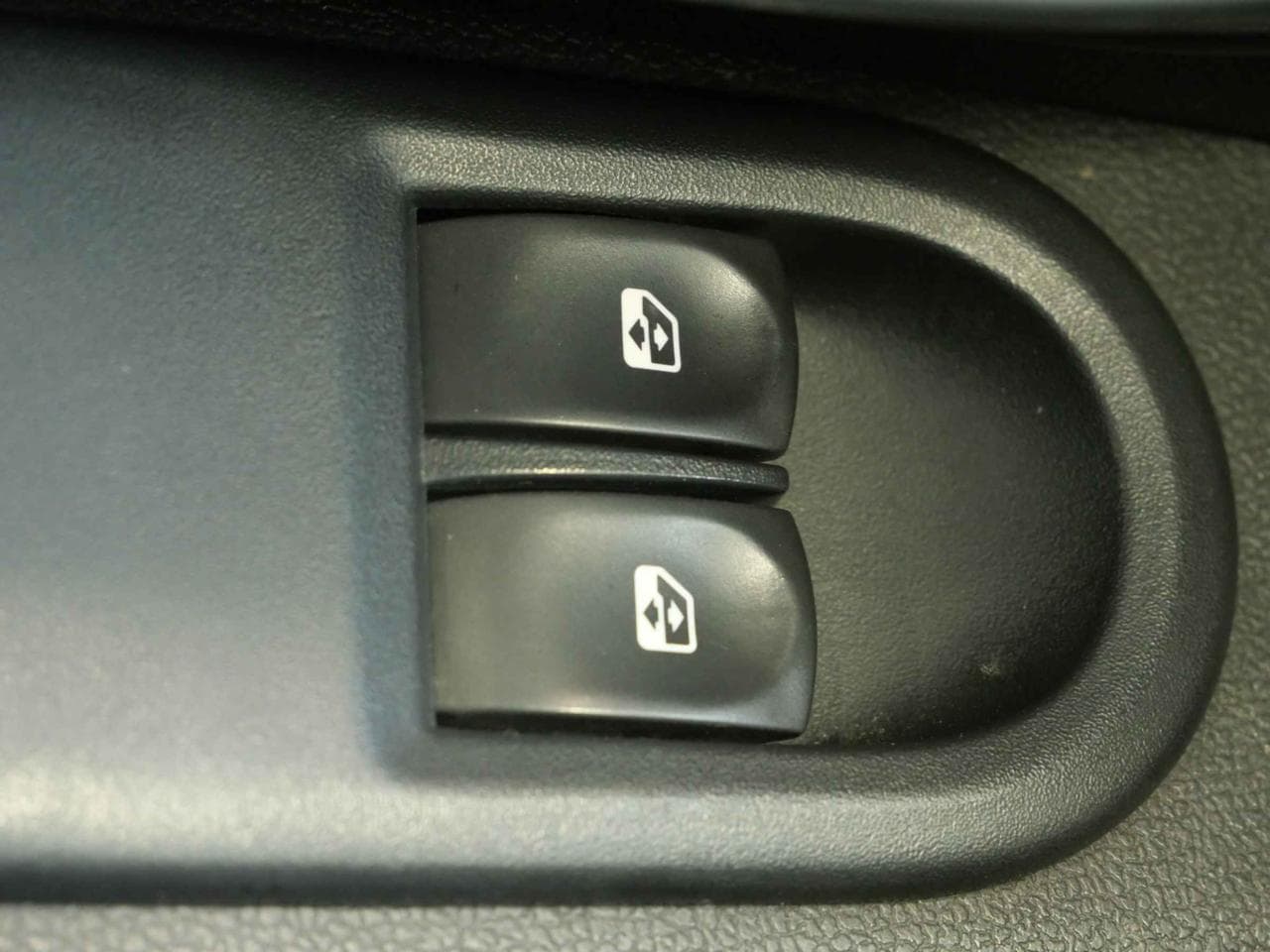 2010 Renault CLIO - 22