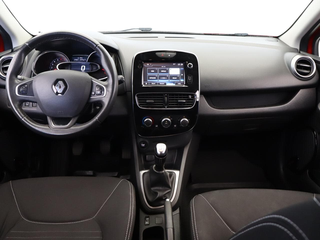 2016 Renault CLIO - 16