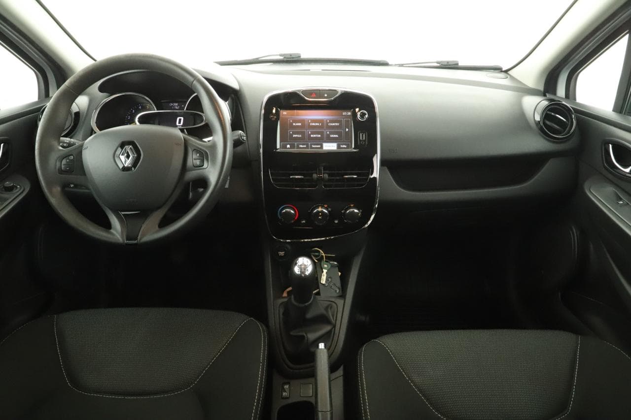2015 Renault CLIO - 9