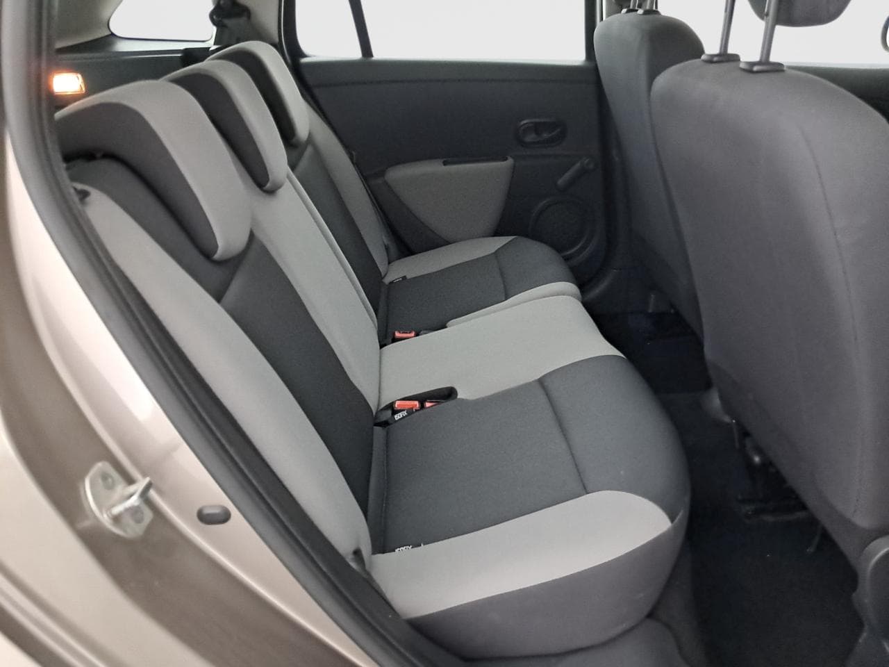 2010 Renault CLIO - 20