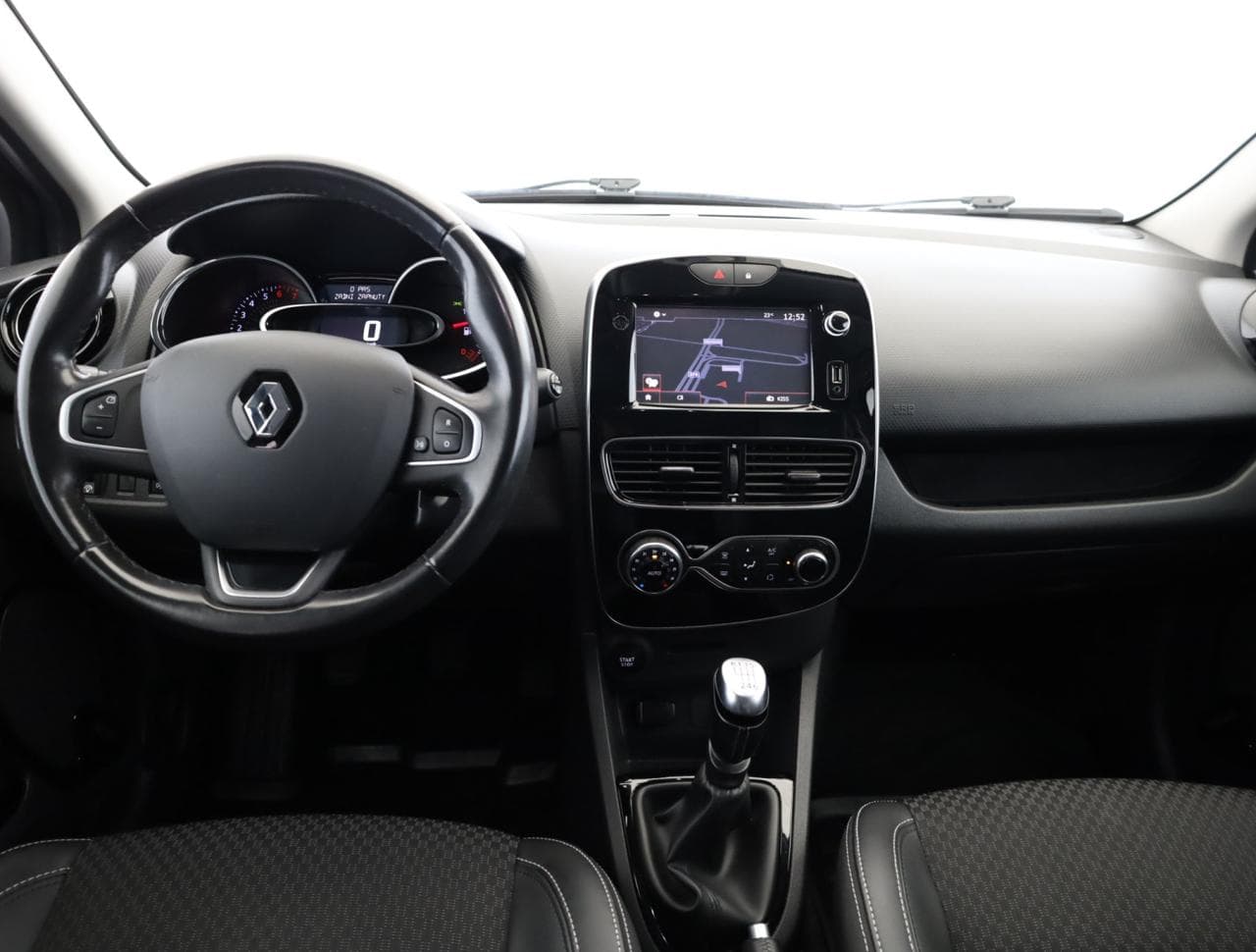 2017 Renault CLIO - 9