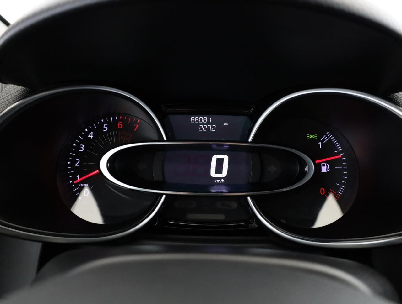 2017 Renault CLIO - 15