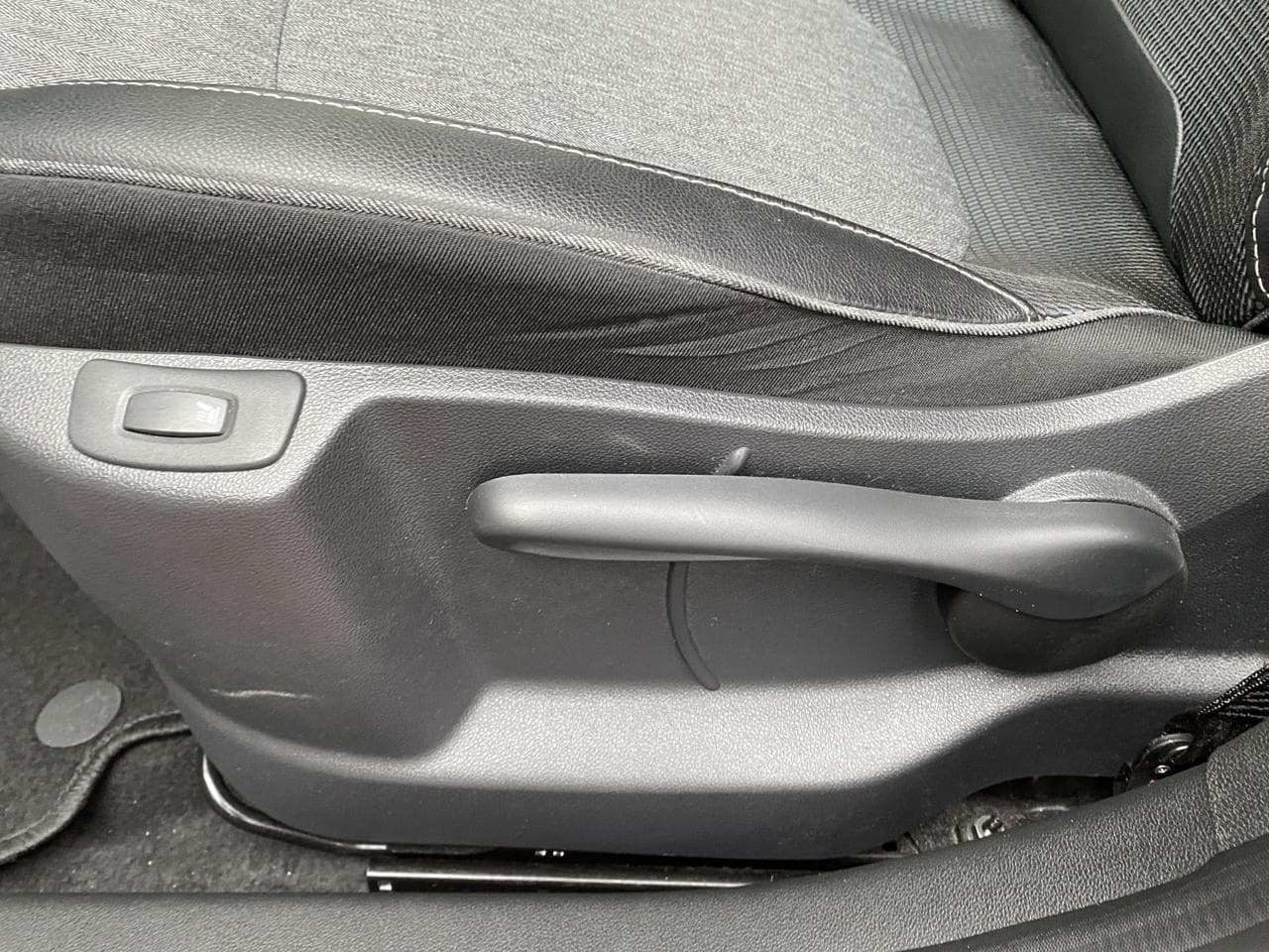 2018 Renault CAPTUR - 14