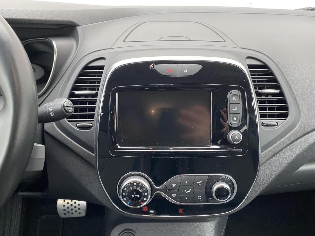 2018 Renault CAPTUR - 12