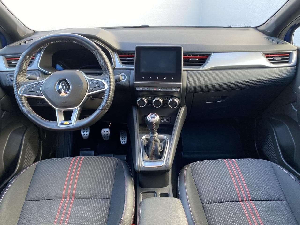 2022 Renault CAPTUR - 8