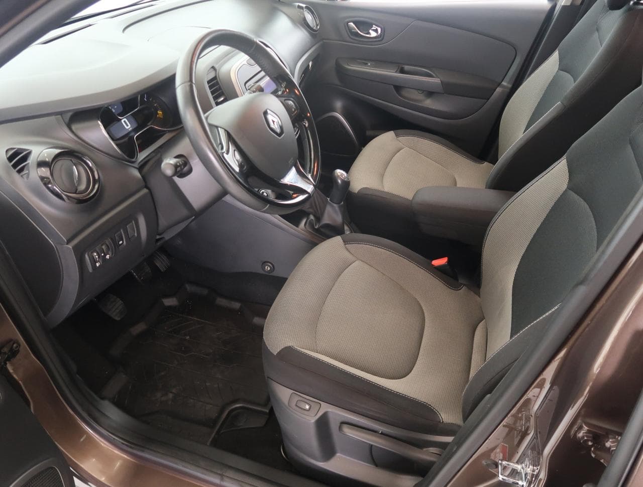 2014 Renault Captur - 16