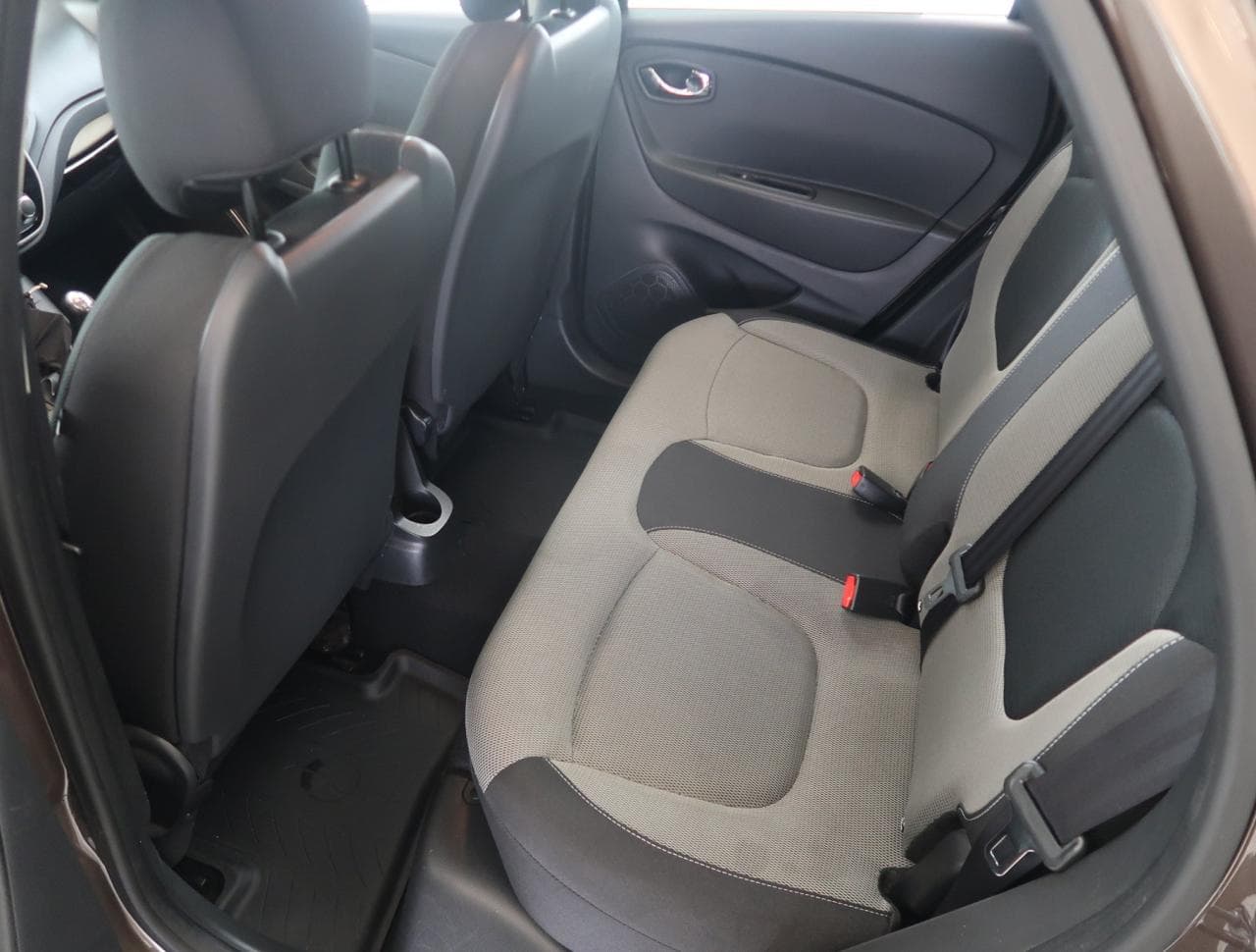 2014 Renault Captur - 15