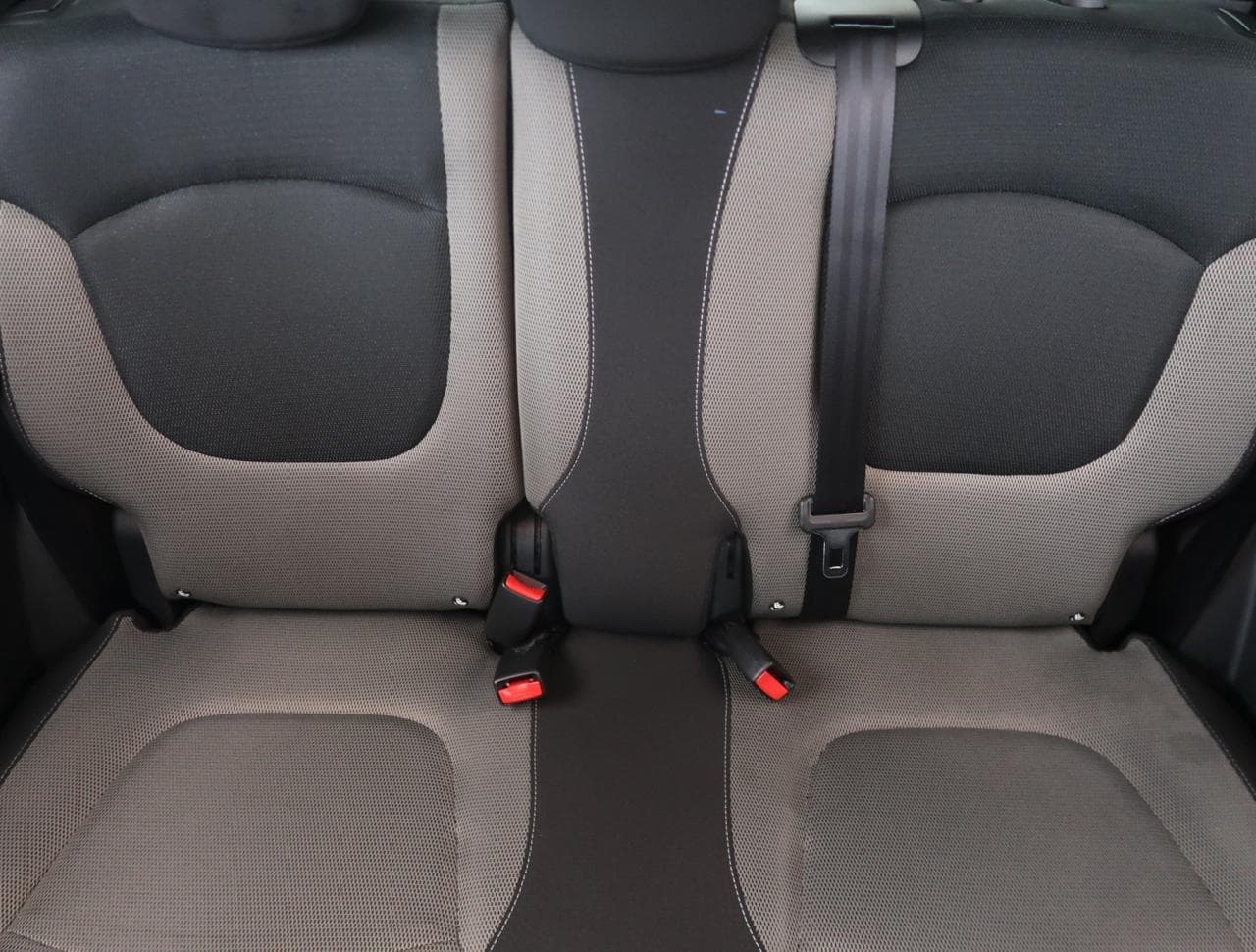 2014 Renault Captur - 14